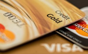 Bien choisir sa carte bancaire moyen de paiement N°1 en France